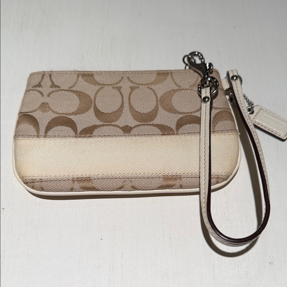 COACH Beige and Cream Wristlet
